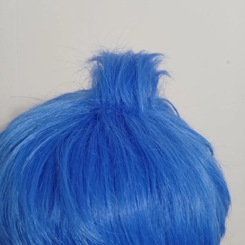 Short‎ Blue Cosplay Wig Layered Synthetic Costume Hair with Top Tuft